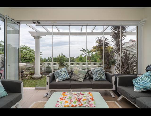3.5 BEDROOM HOUSE FOR SALE IN LA LUCIA